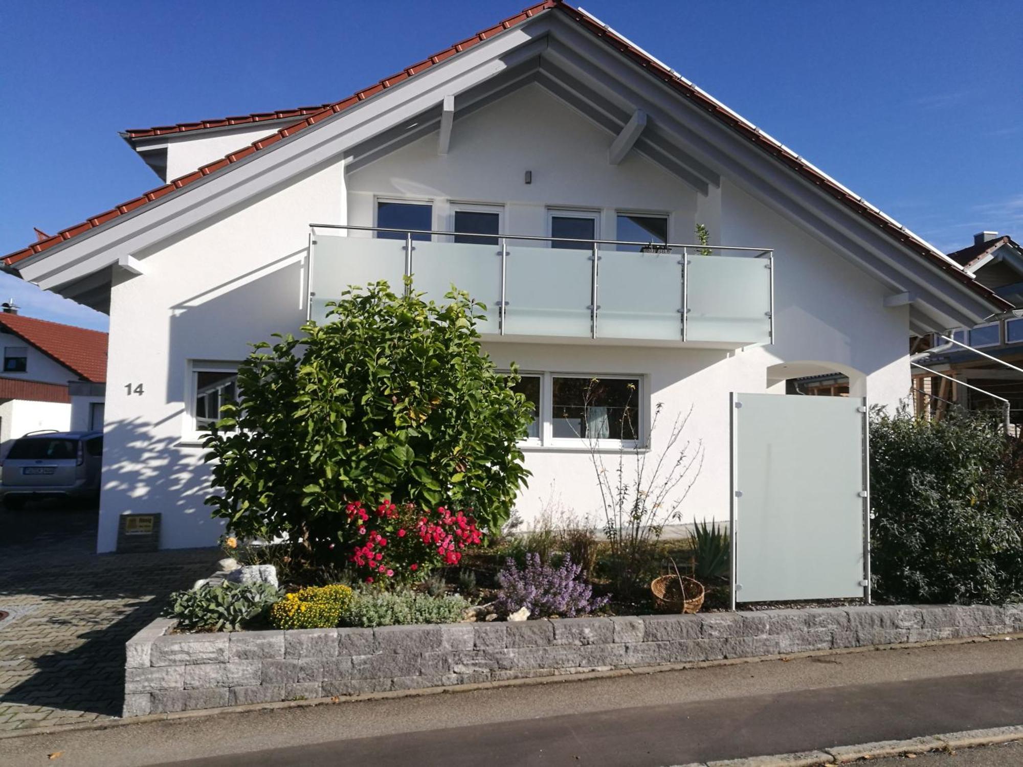 Ferienwohnungen Beim Imker Moessingen Exterior photo